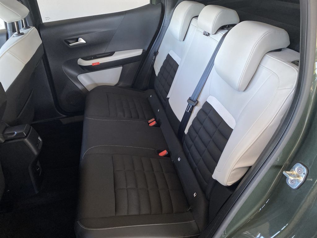 Fahrzeugabbildung Citroën e-C3 Aircross Long-Range MAX -3000 EUR mgl.*