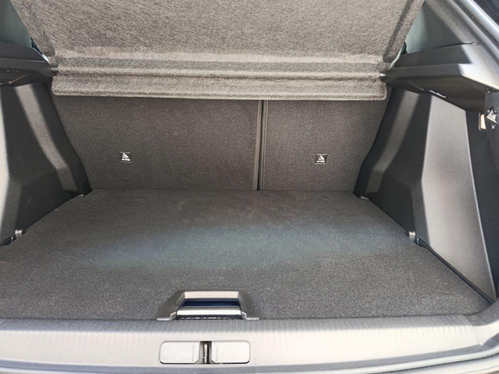 Peugeot 2008 PureTech 130 EAT8 Allure (U)