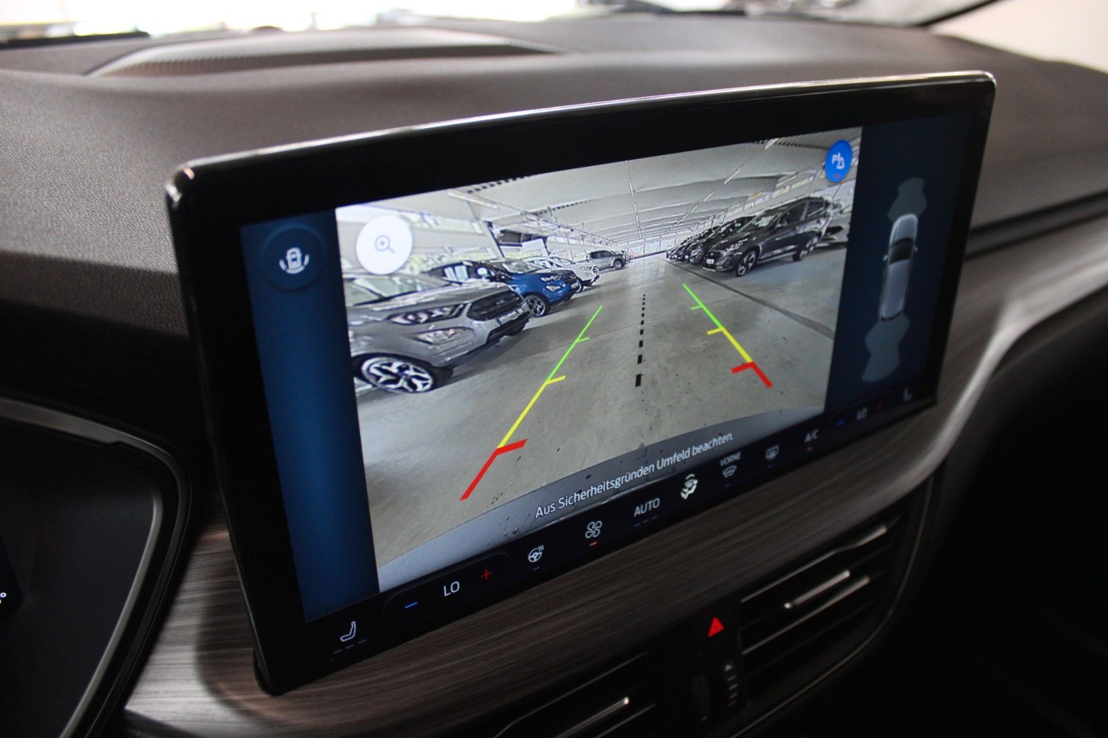 Fahrzeugabbildung Ford Kuga PHEV ACTIVE NAVI Kamera Winter Paket