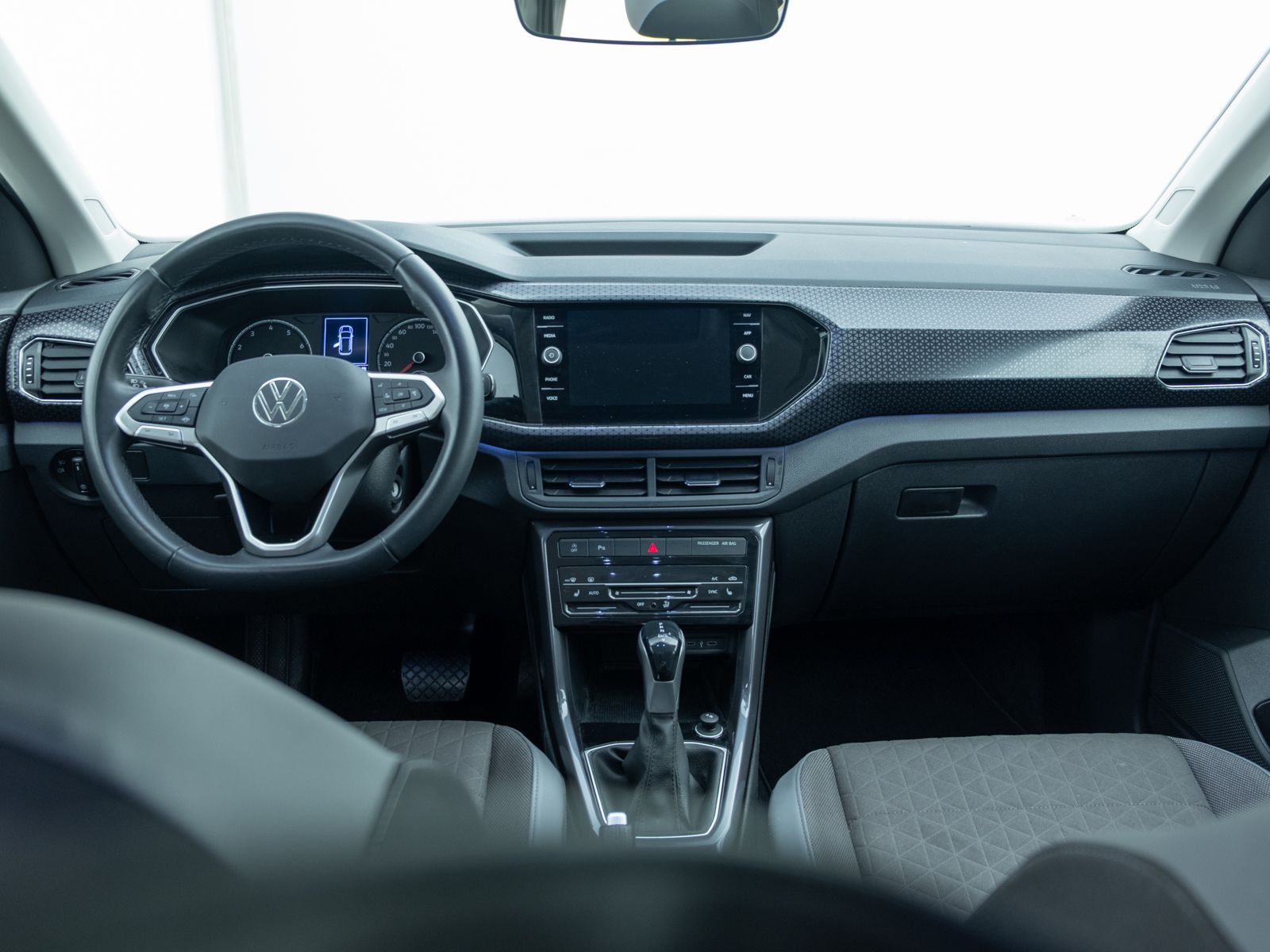 Volkswagen T-Cross - Bild 14