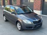 Skoda Fabia Classic*2 Hand* Kamera*klima*TÜV.INSP NEU - Skoda Fabia Classic mit Benzin-Antrieb