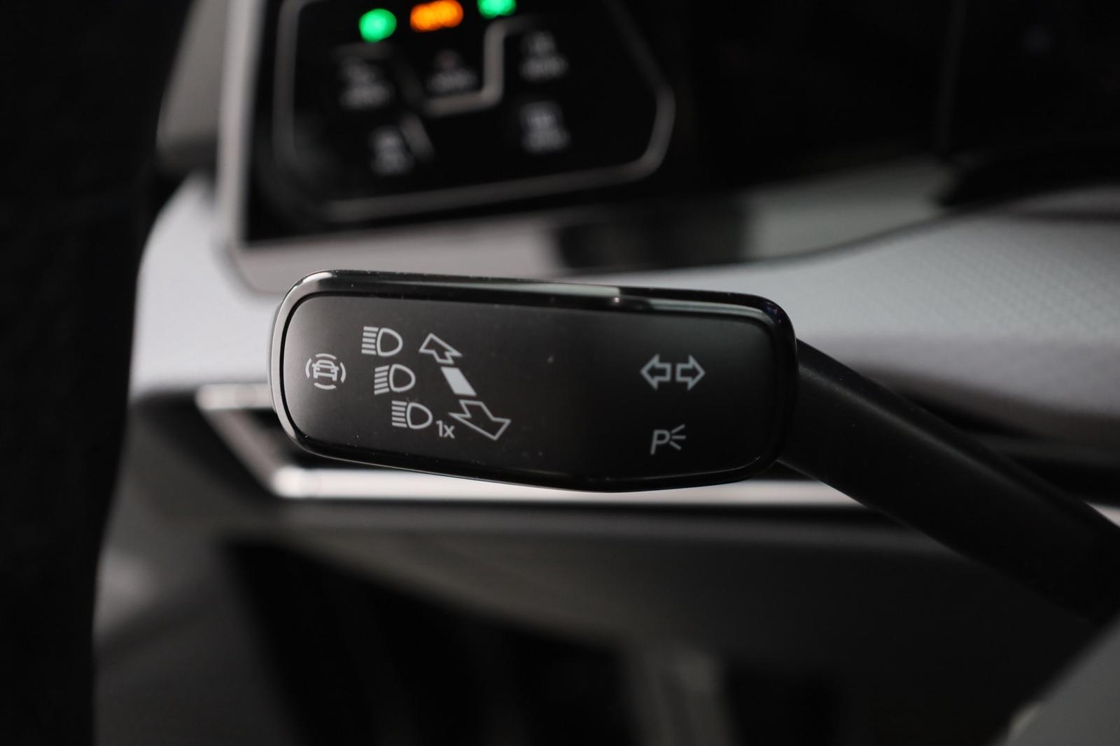 Volkswagen Golf VIII 1.5 TSI Active LED Standheizung Kamera, миниатюра 18