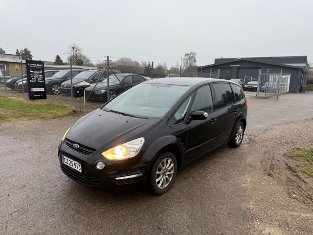 Ford S-Max S-MAX Trend 2.0 TDCi 7 Seats