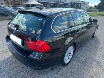 BMW 320 - 3
