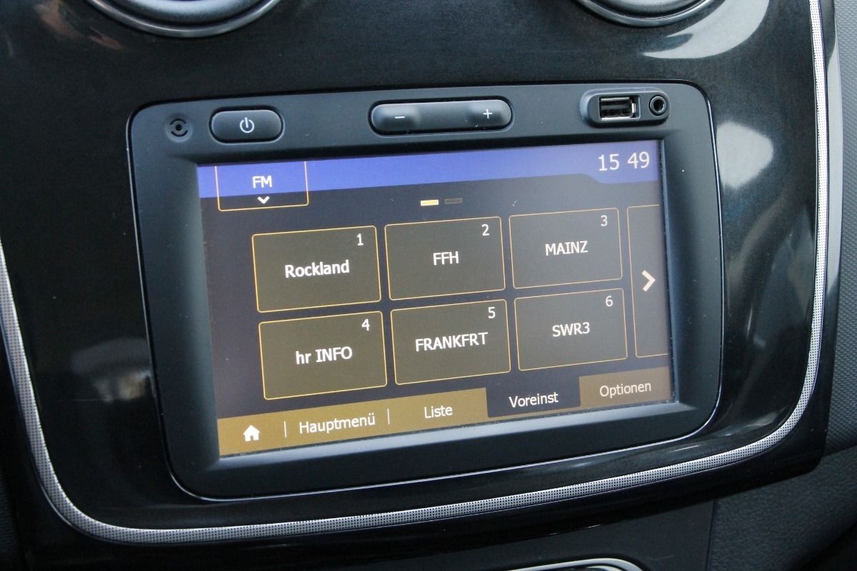Fahrzeugabbildung Dacia Sandero Stepway Celebration