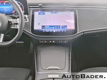 Mercedes E 220 - 5