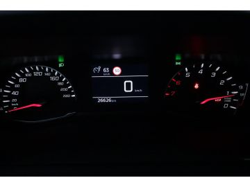 Peugeot 2008 - 9