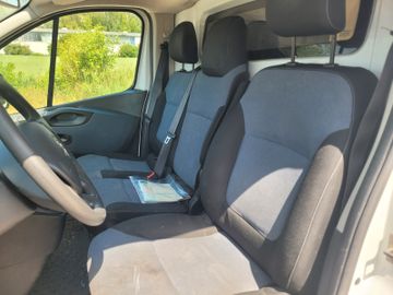 Opel Vivaro - 7