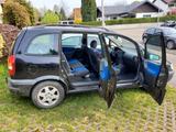 Opel Zafira 1.8 16V Elegance Elegance - gebrauchte Opel Zafira aus dem Jahr 2002