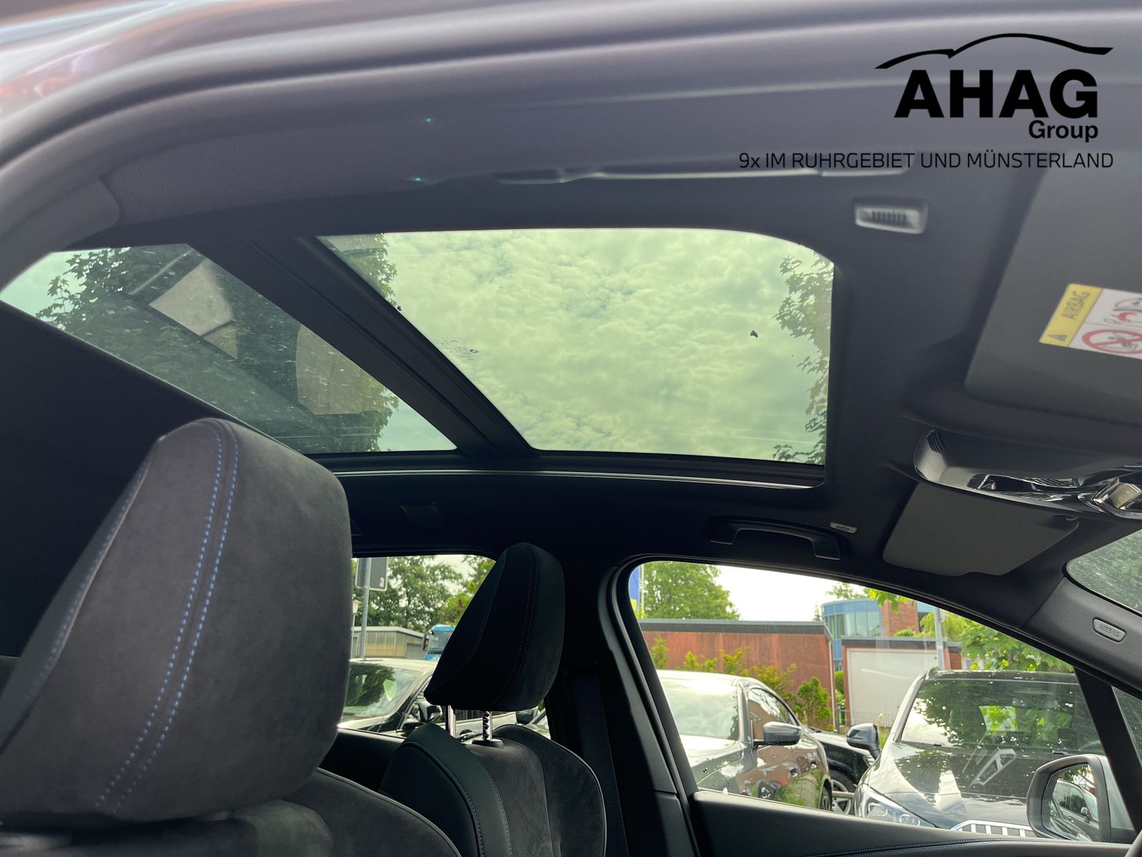 BMW 223 Active Tourer - Bild 18