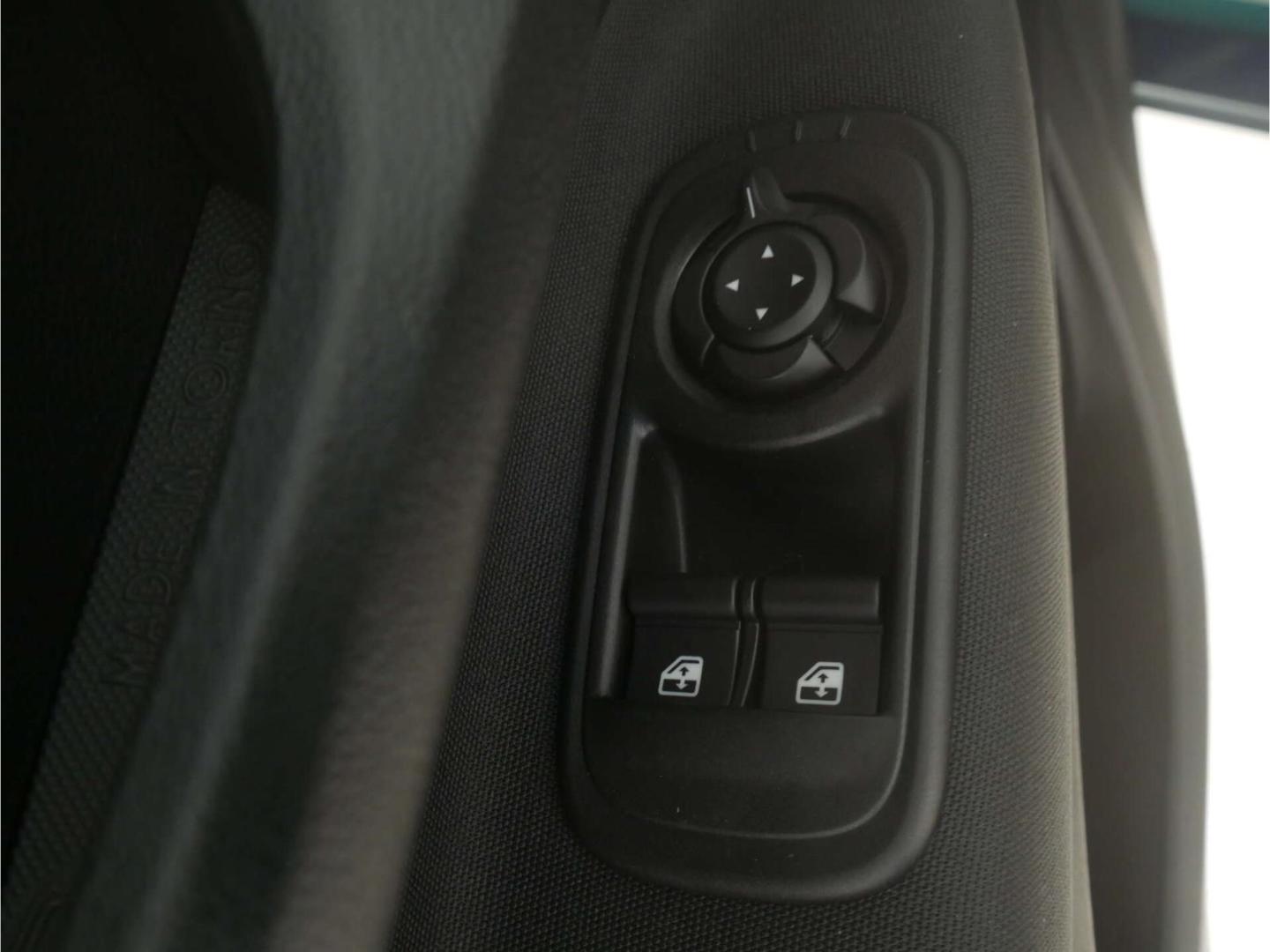 Fiat 500 Hybrid 1.0 GSE Icon, миниатюра 17