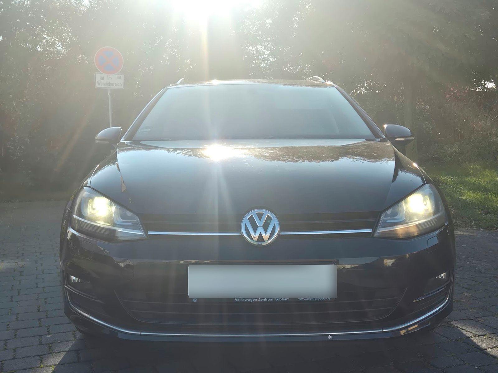 Volkswagen Golf 2013 — вигляд ззаду
