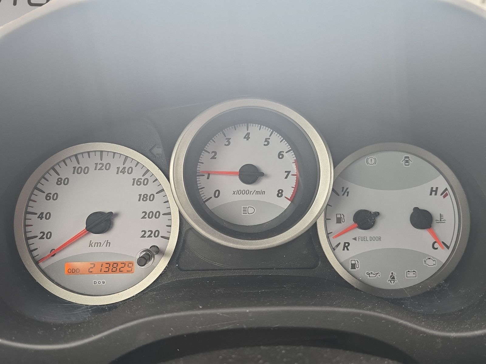 Fahrzeugabbildung Toyota RAV 4 RAV4 2.0 Edition 4X4 Allrad+Aus 1.Hand+AHK