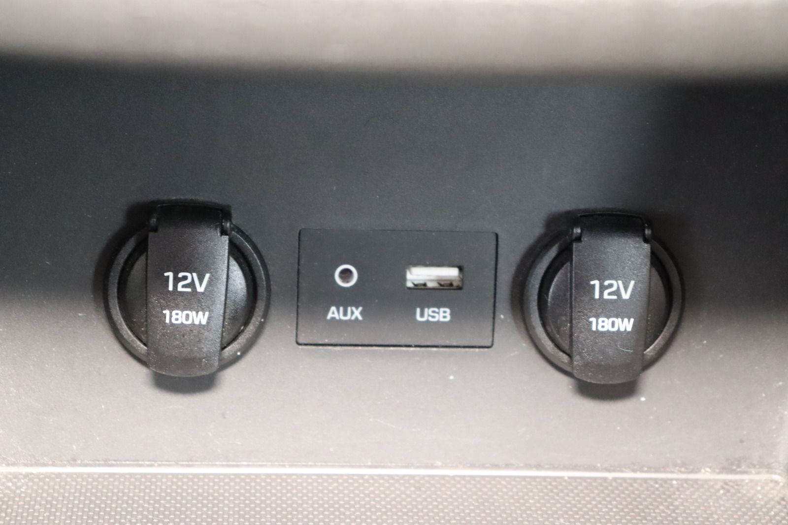 Fahrzeugabbildung Hyundai i30 1.4i * SHZ * Navi * DAB+ * Klima * YES!