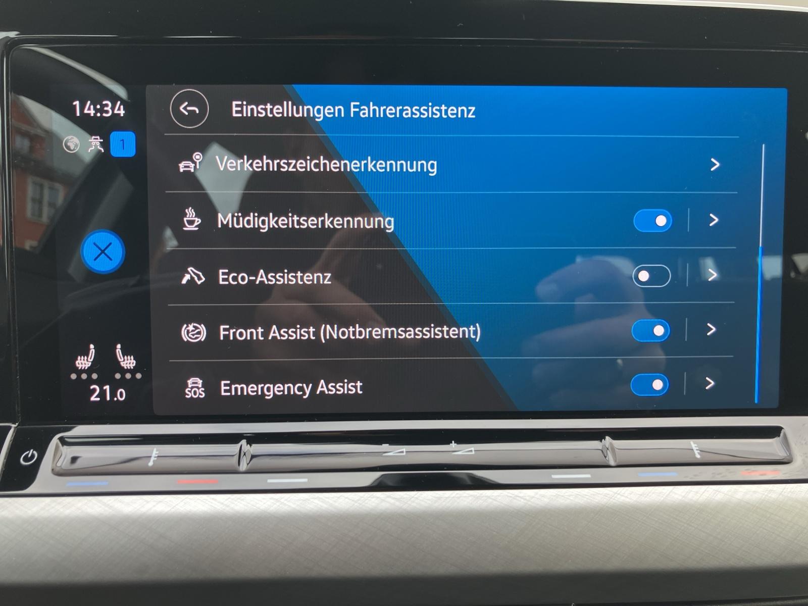 Volkswagen Golf VIII Variant TDI Life DSG LED Navi AID ACC, миниатюра 24