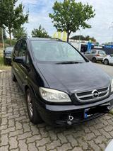 Opel Zafira 2.2 DTI Njoy  - Opel Zafira aus 2004 mit Diesel-Antrieb