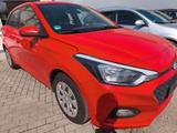 Hyundai i20 Select, 5 Türer, erst 62.500 km - Hyundai: I50