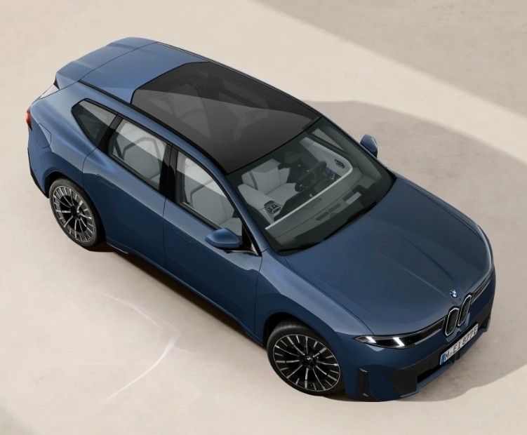 Image of BMW iX3