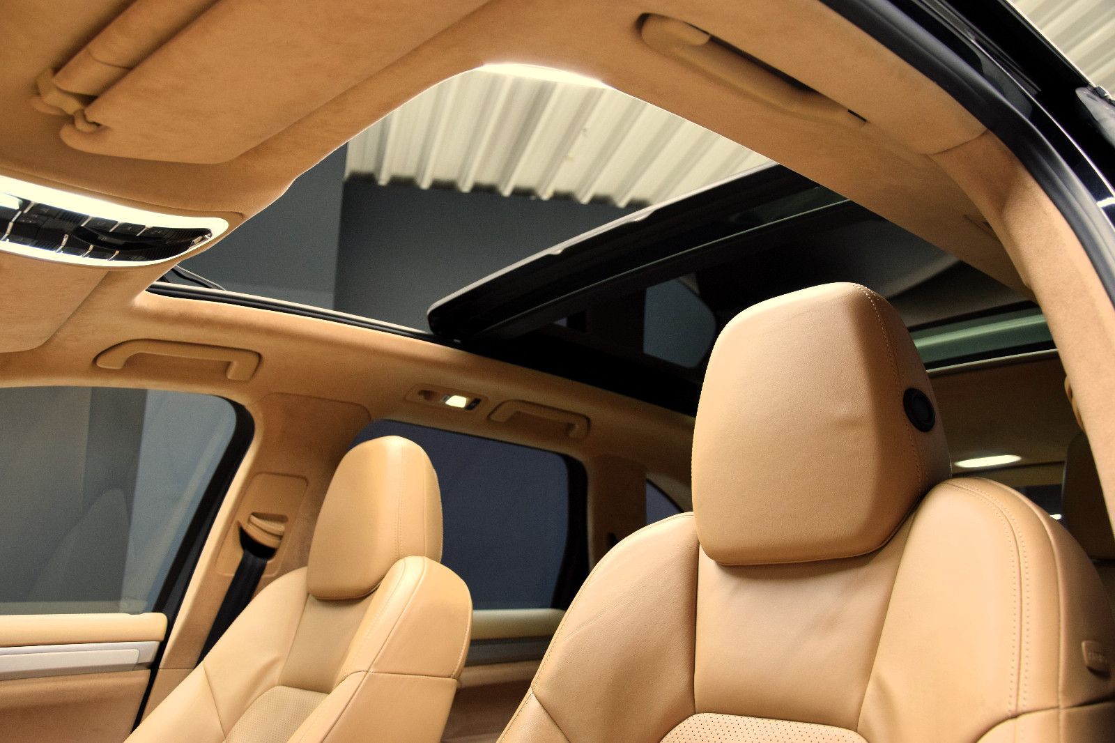 Fahrzeugabbildung Porsche Cayenne GTS PDLS+ Chrono BOSE Pano *Luft Kamera