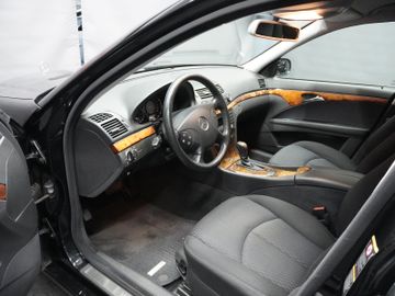 Mercedes E 350 - 8