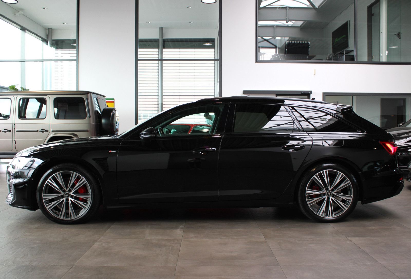 Audi A6 AVANT 55 TFSIe QU. BLACK S LINE EXKLUSIV VOLL imagem 3