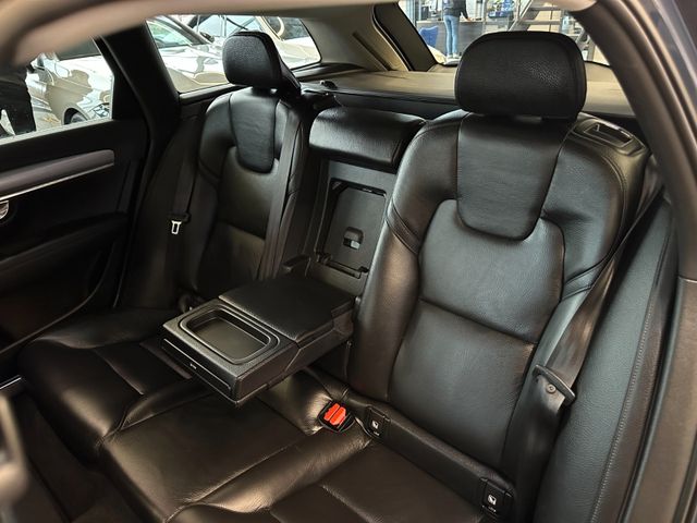 Volvo V90 Kombi Momentum *LED*AndroidAutoAppleCarPlay