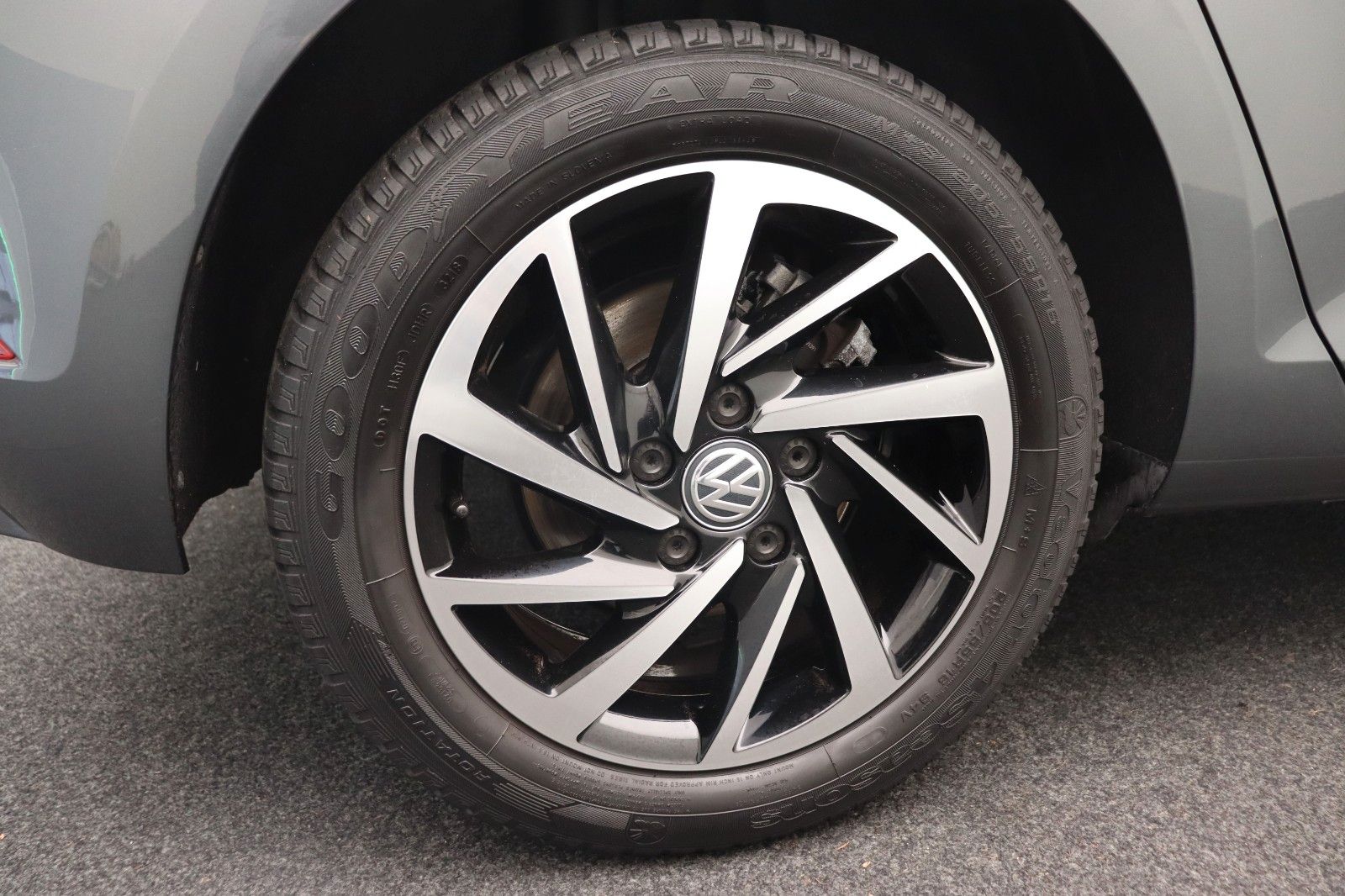 Fahrzeugabbildung Volkswagen Golf VII 1.0 Lim. Join