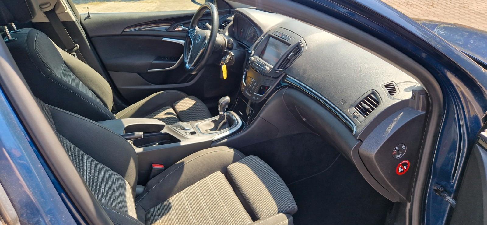 Opel Insignia 2013 — photo 15