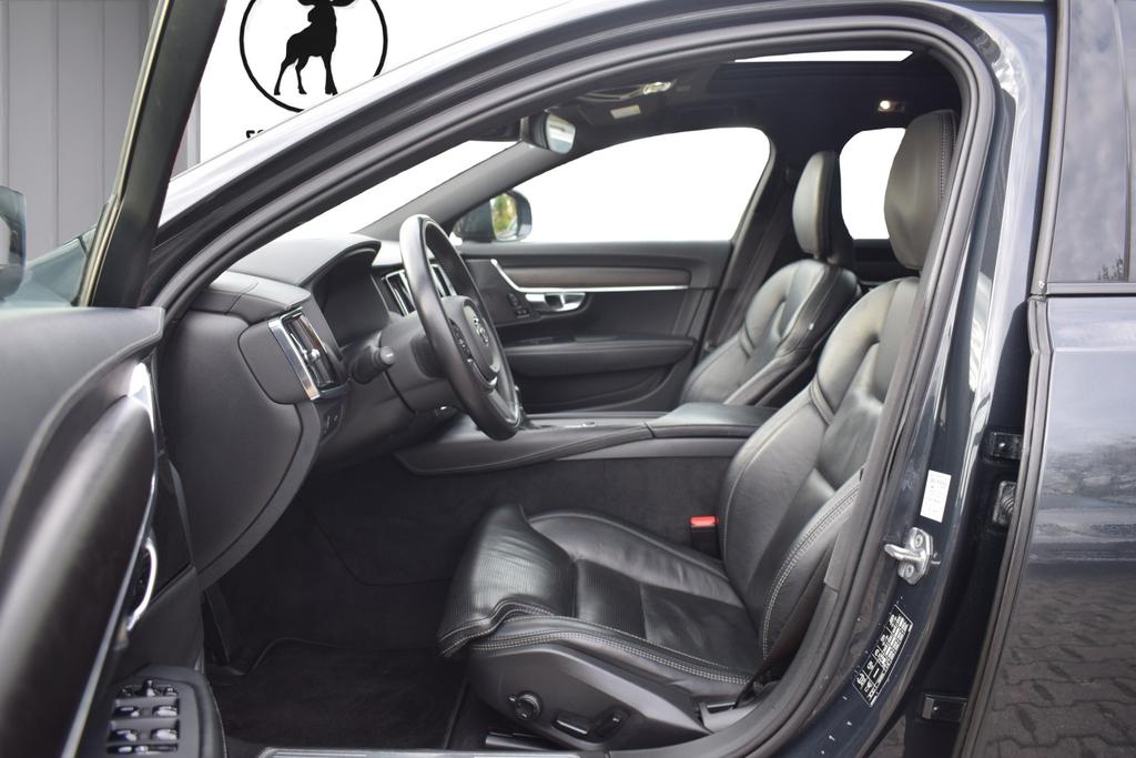 Volvo V90 Cross Country