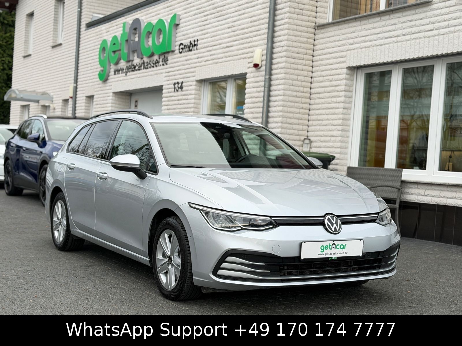 Volkswagen Golf - 1