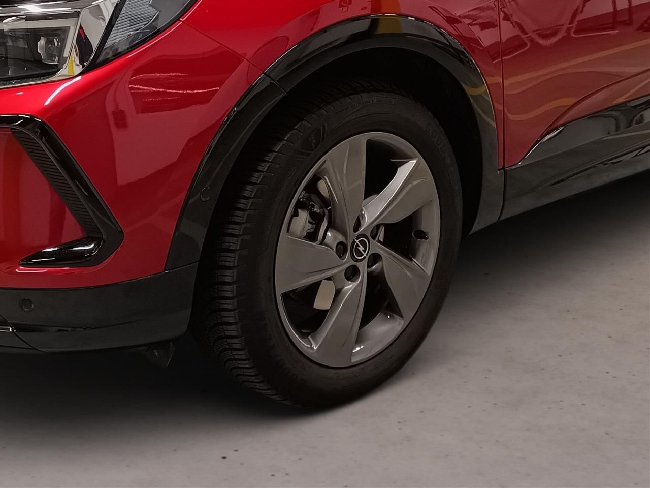 Fahrzeugabbildung Opel Grandland 1.2 Turbo GS Automatik