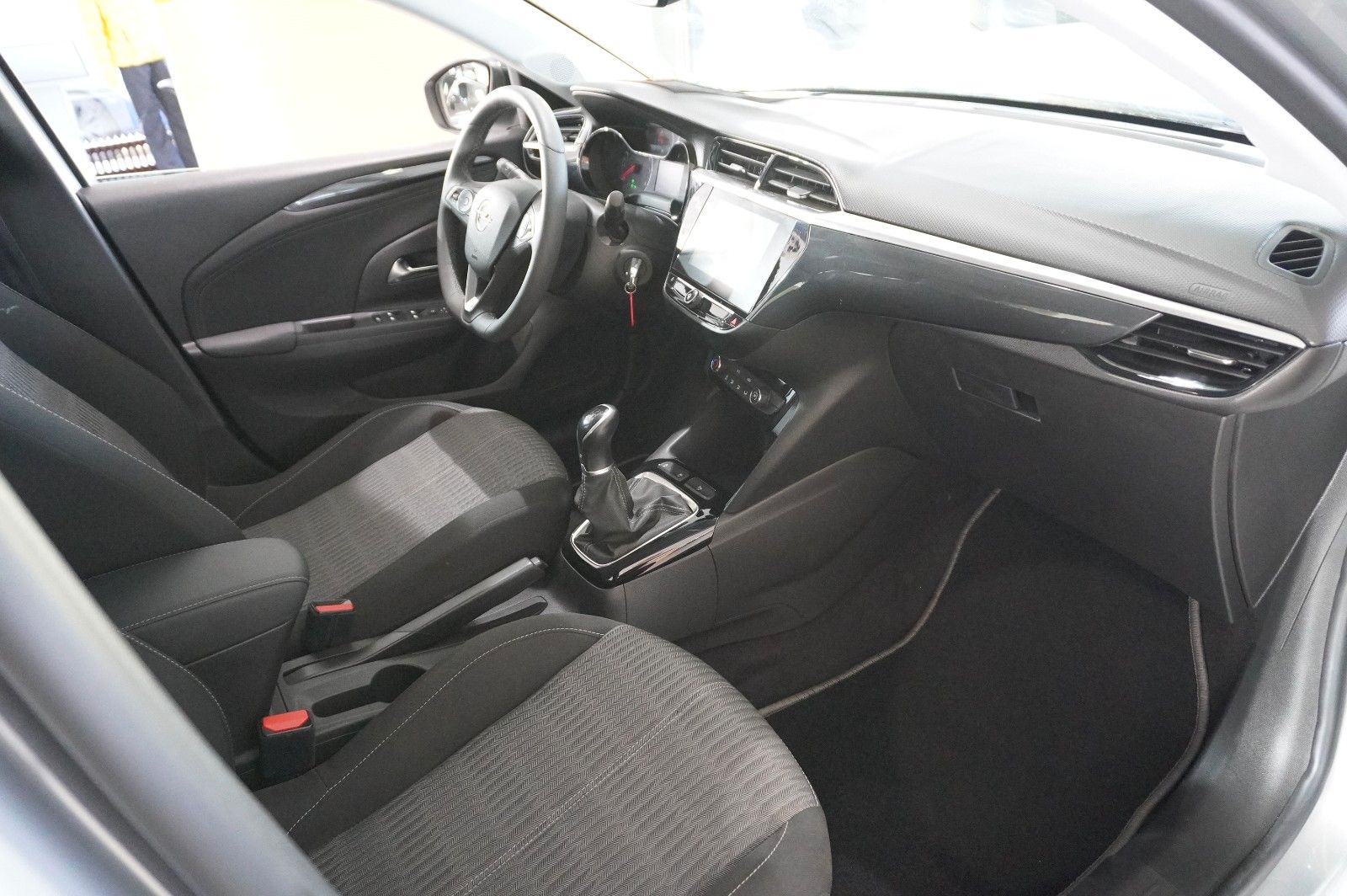 Fahrzeugabbildung Opel Corsa F 1.2 ELEGANCE NAVI/LED/KAMERA/SPORT/DAB+