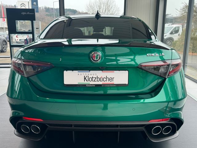 ALFA ROMEO Giulia Quadrifoglio harman/kardon KarbonPaket