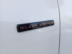 Fahrzeugabbildung Kadjar Black Edition 1.3 TCe 140 Kamera/Allwette