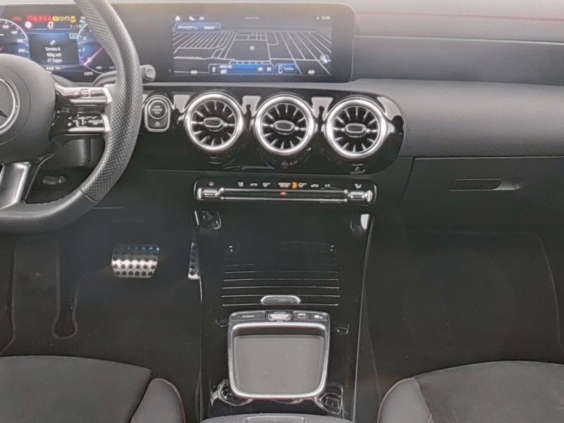 Fahrzeugabbildung Mercedes-Benz CLA 200 SB AMG R-Kamera+TOTW+