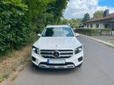 Mercedes-Benz GLB 200 DCT | LED | Navi | Kamera | Distronic - Mercedes-Benz GLB 200 Gebrauchtwagen in Frankfurt