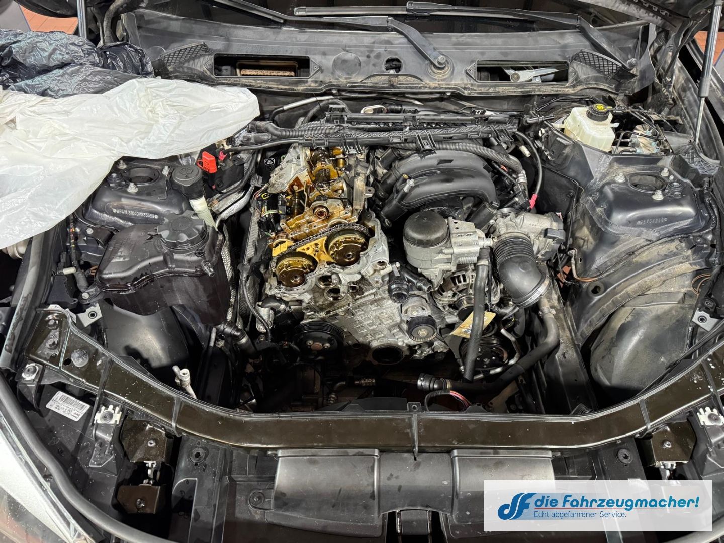 Fahrzeugabbildung BMW X1 18i sDrive Navi Klimaautom *MOTORSCHADEN