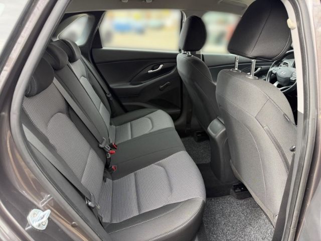 Fahrzeugabbildung Hyundai i30 Select 1.4 +KLIMA+RADIO+BLUETOOTH+PDC+UVM+