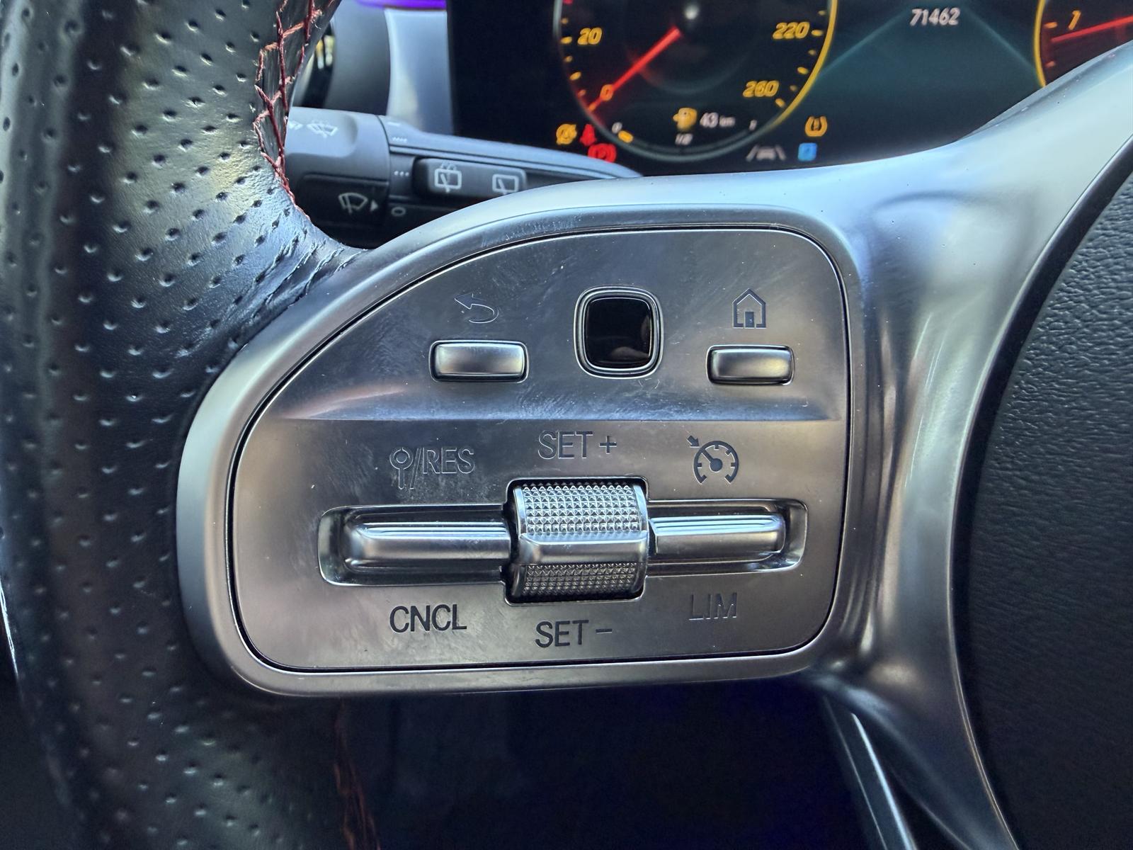 Mercedes-Benz A-Class AMG Night LED Distronic Kamera Ambiente-Be, миниатюра 30