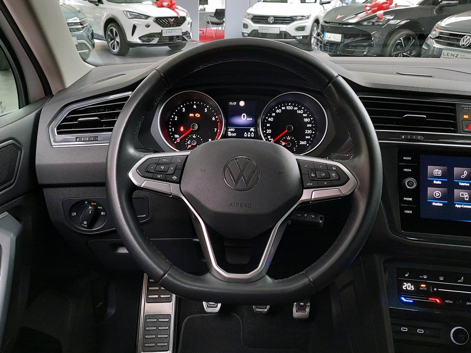 Fahrzeugabbildung Volkswagen Tiguan Active TSI *Navi*ACC*LED*PDC*Sitzhzg*Cam*