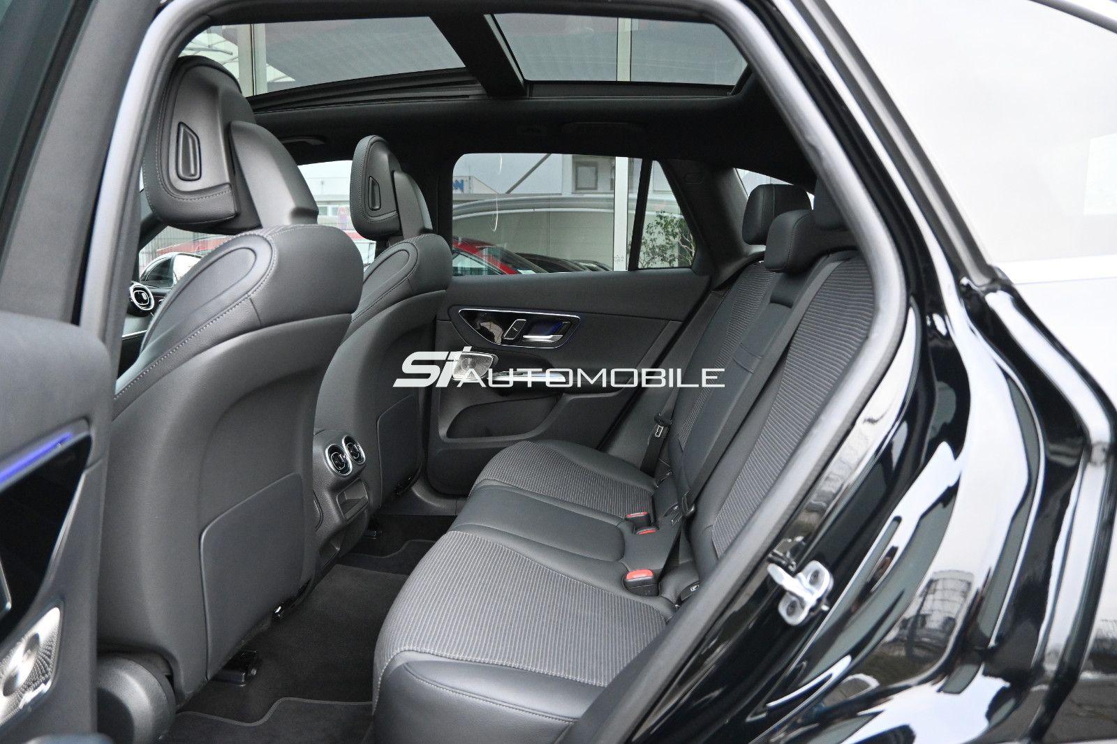 Fahrzeugabbildung Mercedes-Benz GLC 220 d 4M Avg Adv+ °AHK°MEMO°PANO°STHZG°BURM.