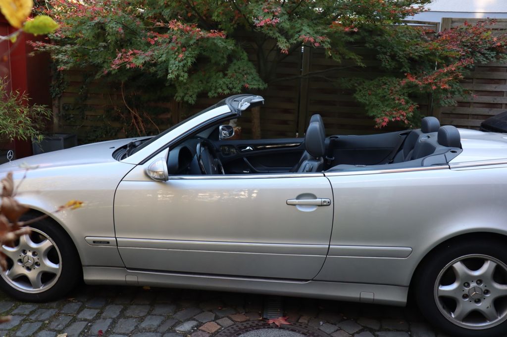 Mercedes-Benz CLK 230