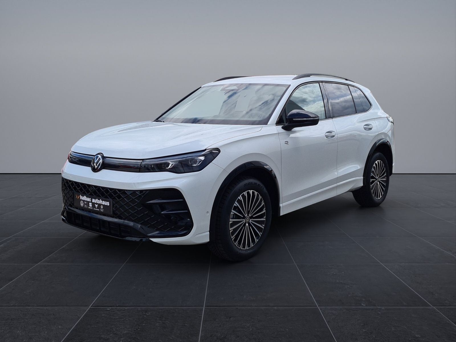 Volkswagen Tiguan 2.0 TDI DSG 4Mo R-Line AHK MATRIX WR BLAC foto 2