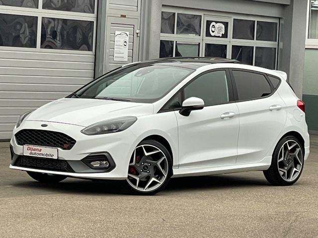 Ford Fiesta ST 5trg Pano B&O Kamera Performance TOP!