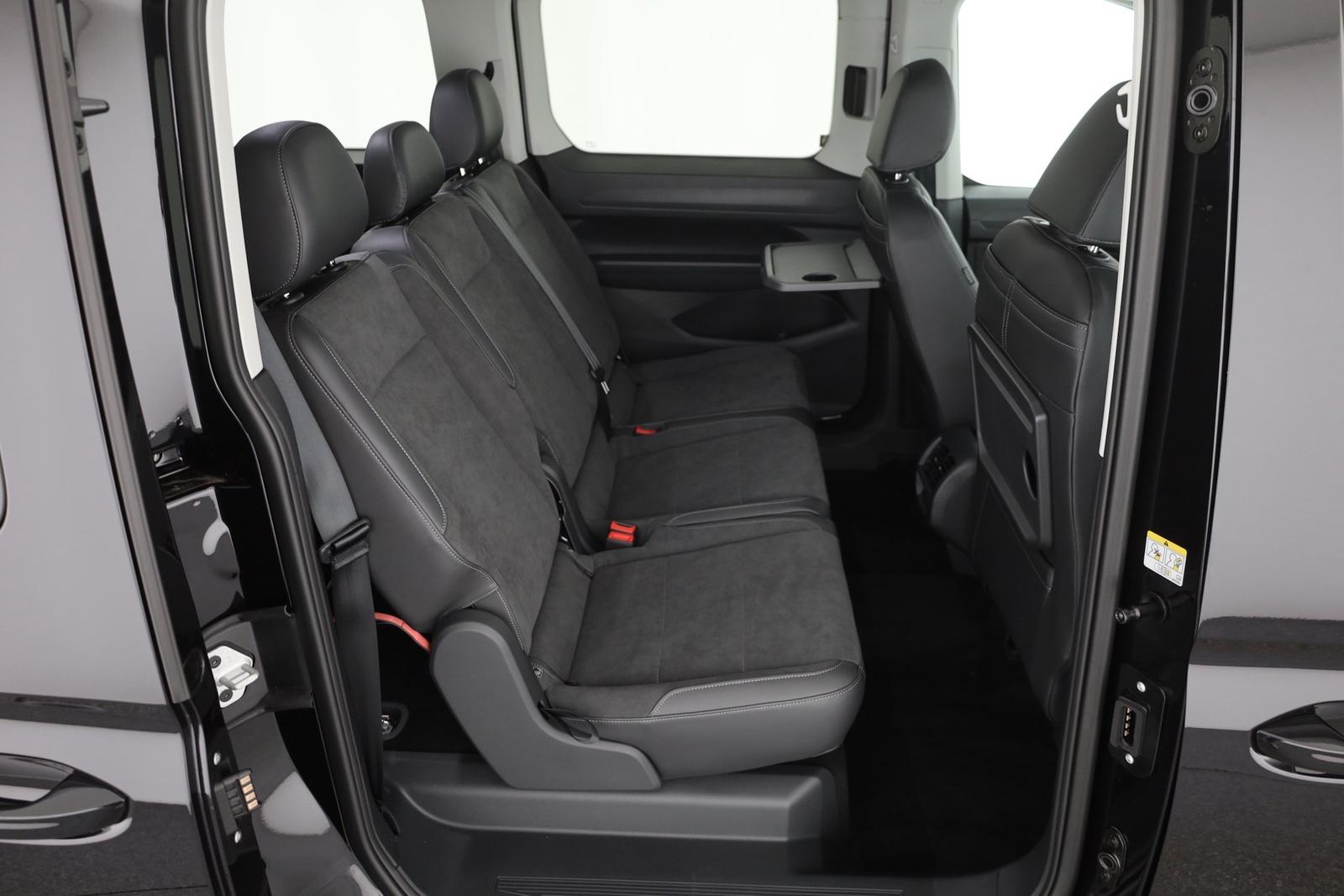 Volkswagen Caddy Maxi 1.5 TSI DSG LED AHK 7-Sitzer