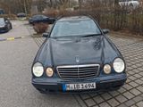 Mercedes-Benz E 320 CDI T AVANTGARDE Avantgarde - Mercedes-Benz E 320 aus 2001: Cdi