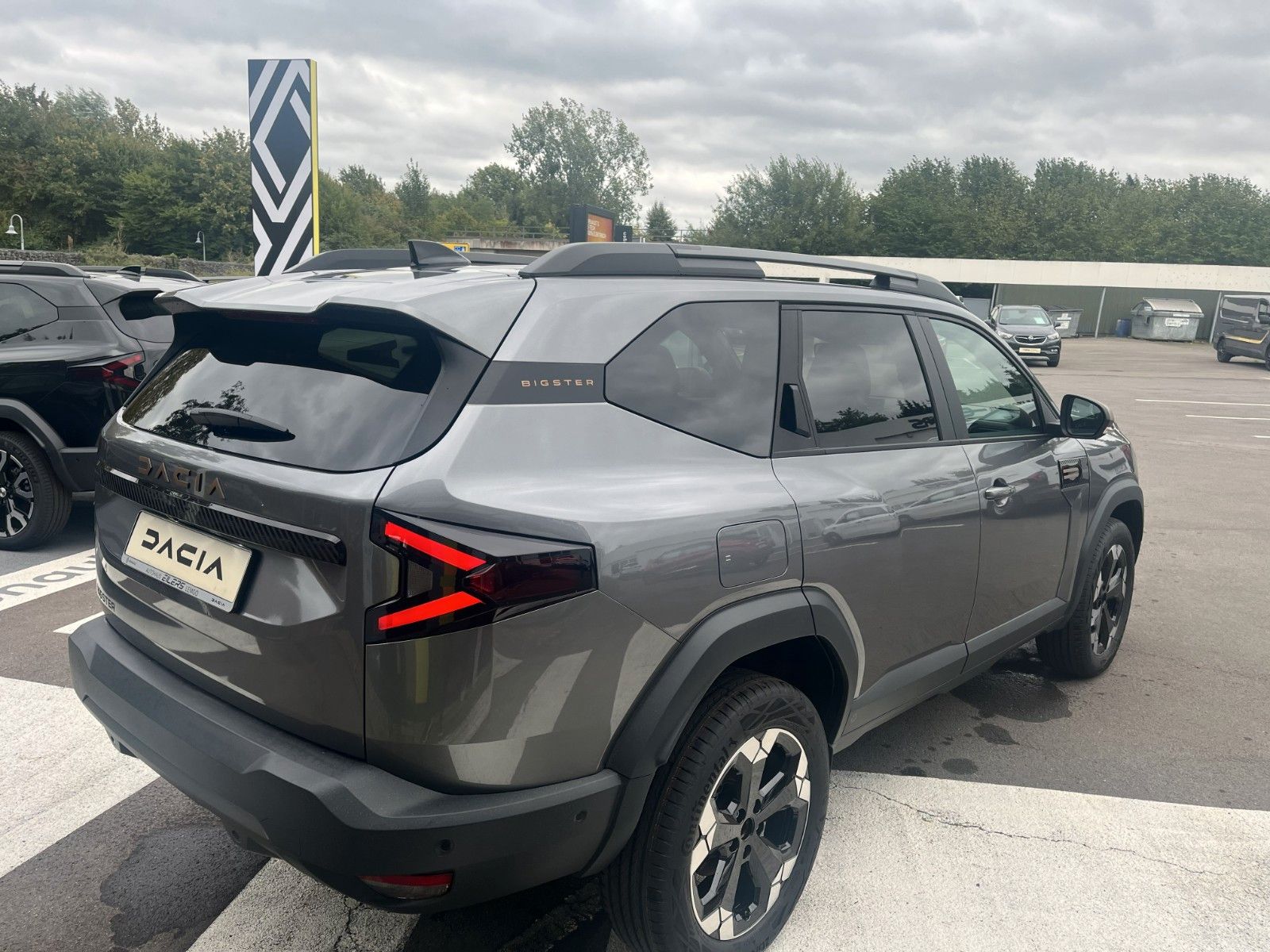 Fahrzeugabbildung Dacia Bigster Mild Hybrid 140 Extreme
