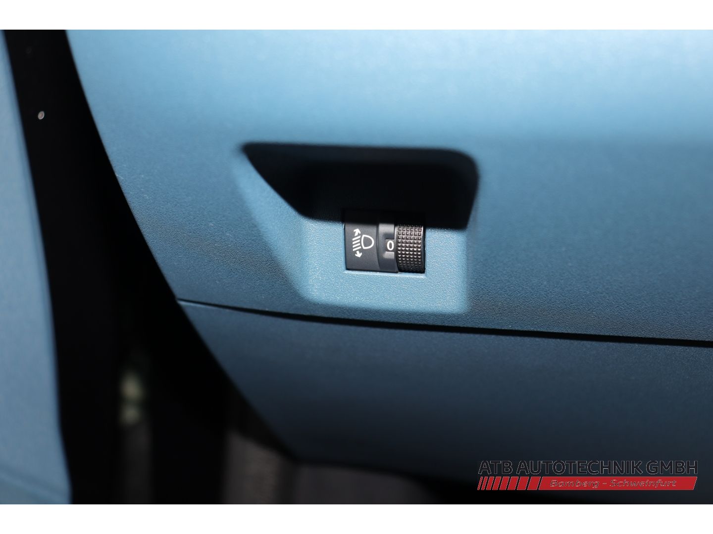 Fahrzeugabbildung Fiat Grande Panda La Prima Hybrid 1.2 eDCT Winter-Pak