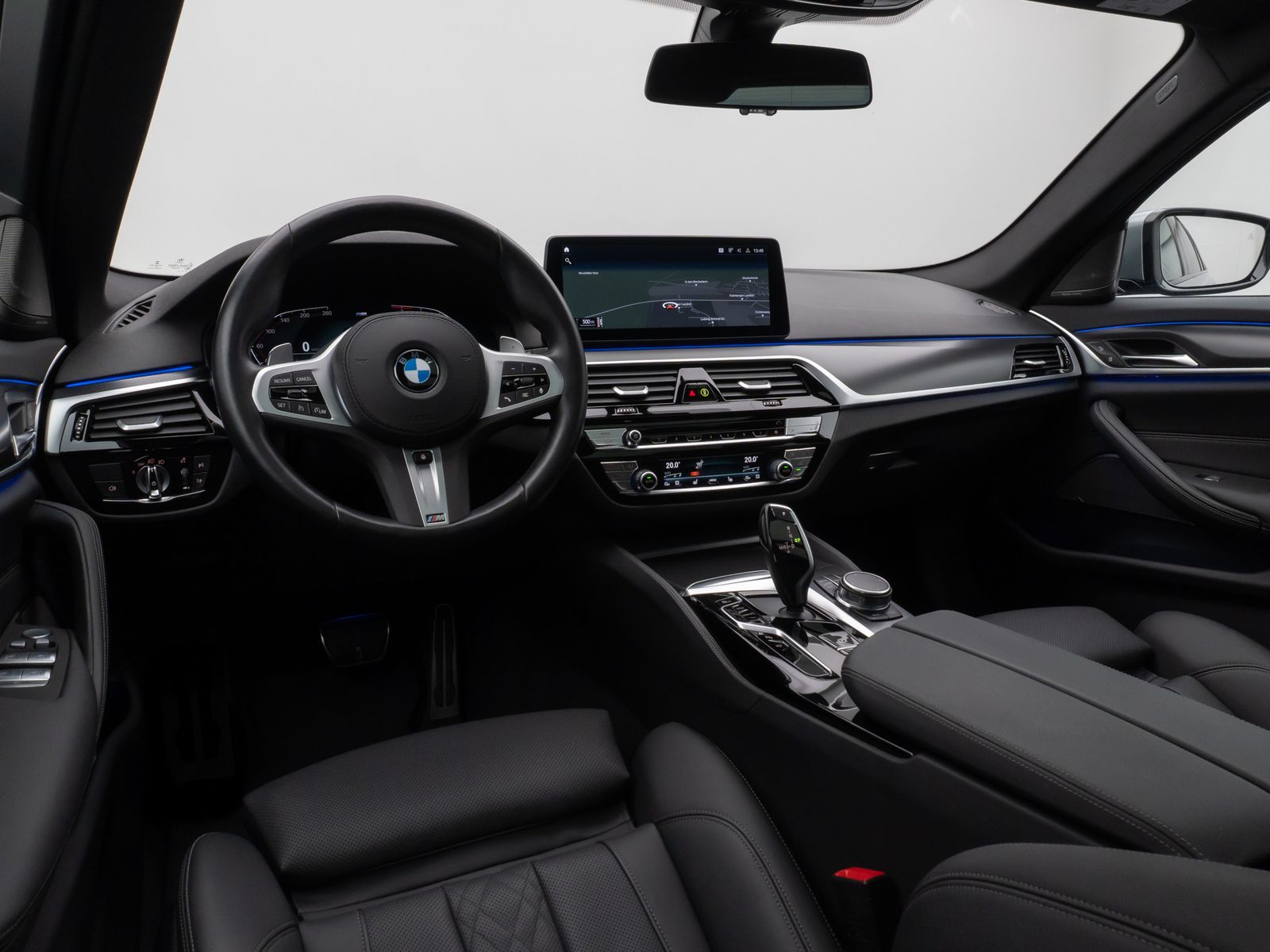 Fahrzeugabbildung BMW 530i M Sport Panorama 360°Laser HUD DAB H/K 19"