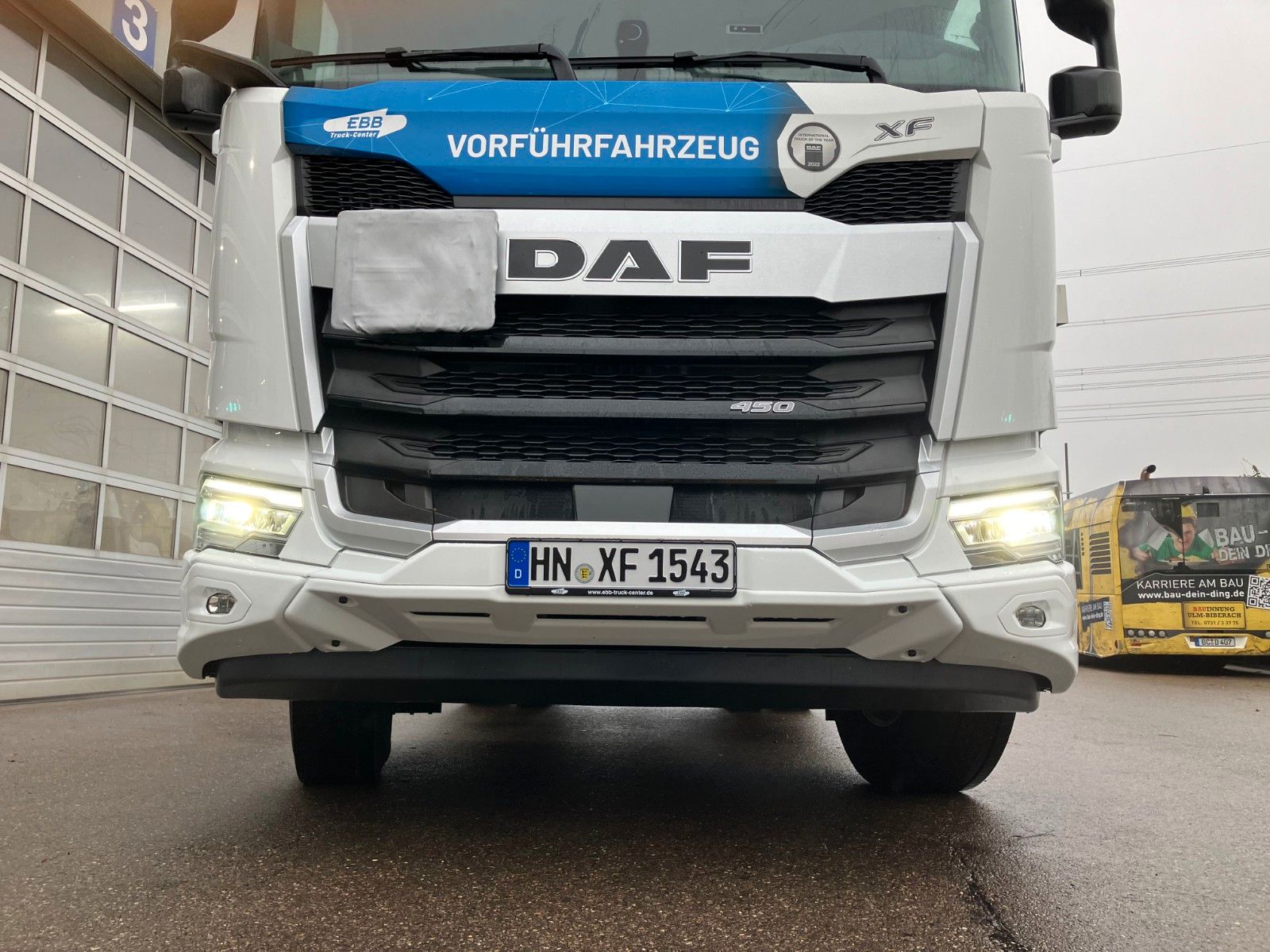 Fahrzeugabbildung DAF XF 450 FT mit ADR